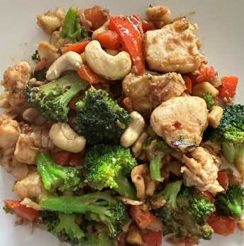 Easy Chicken & Cashew Stir Fry